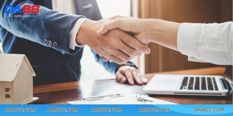 Hỗ trợ nhiều phương thức như ngân hàng, ví điện tử, cổng thanh toán trực tuyến